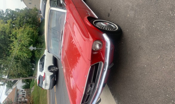 Ford Mustang convertible 1967 ( France dpt 75)